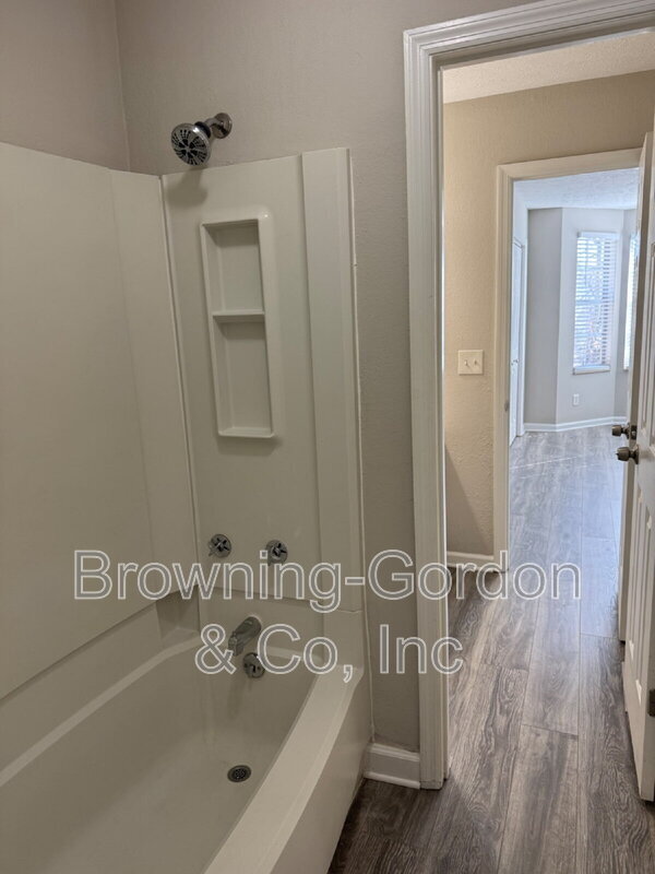 Building Photo - 319 N.Timberway Circle