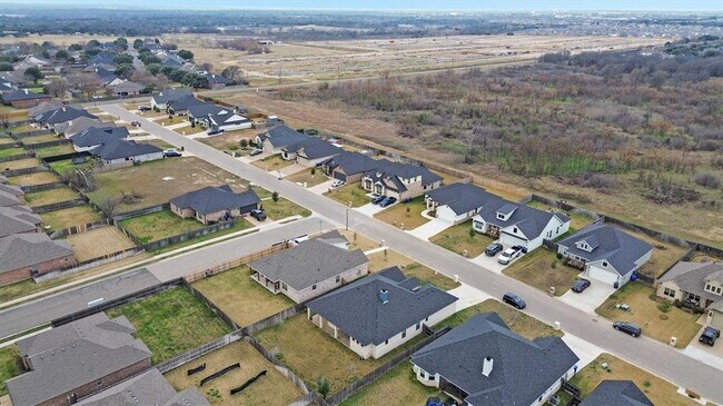 Building Photo - 5404 Black Horse