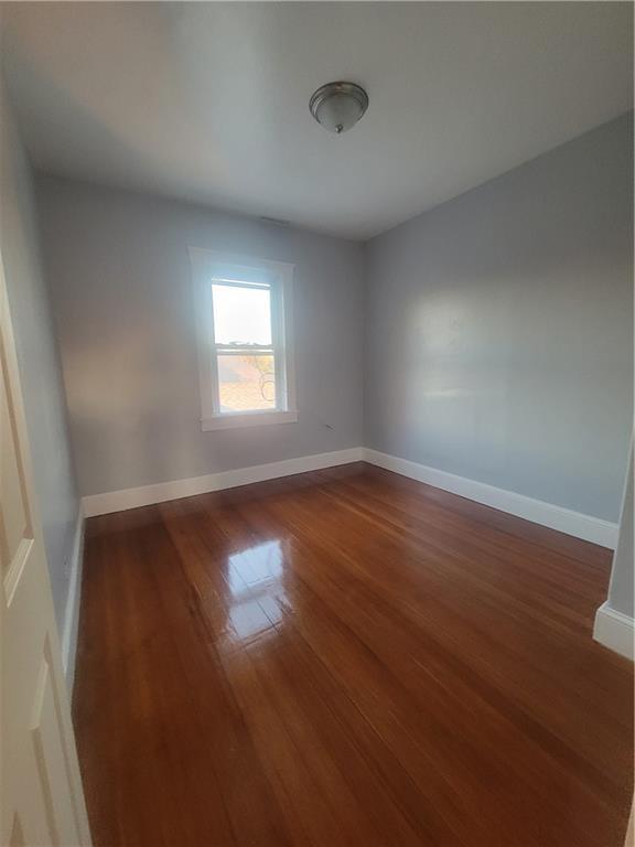 Building Photo - 14 Sabra St