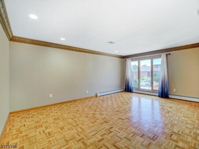 Building Photo - 18 Jani Ct