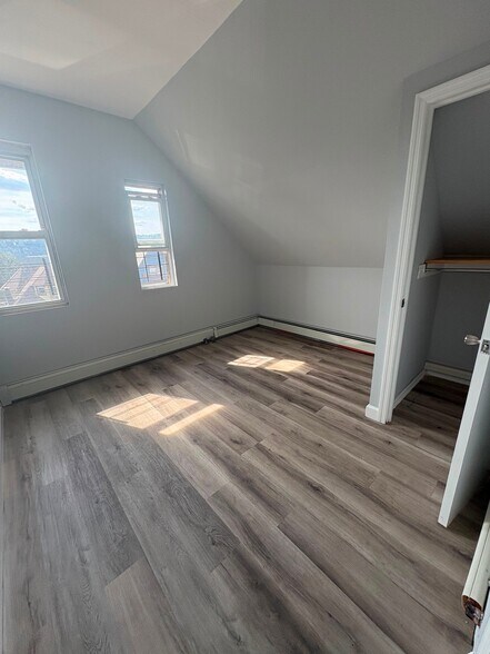 Building Photo - 104 Buena Vista Ave