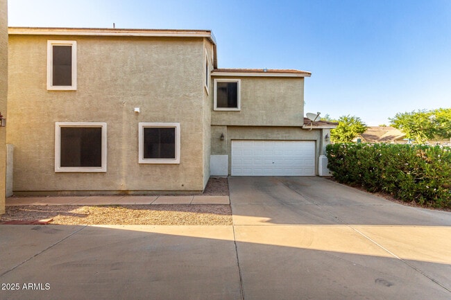 Building Photo - 8721 E Lomita Cir