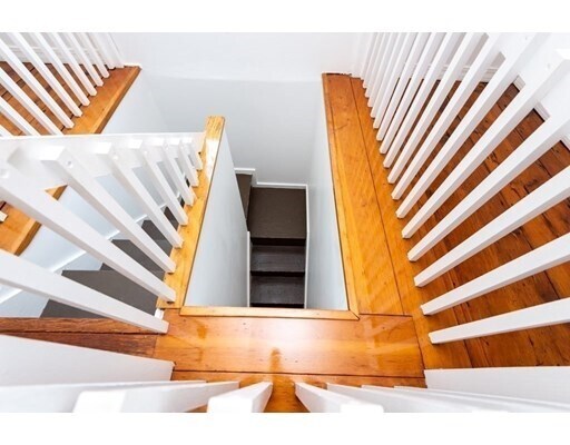 Building Photo - 87 High St