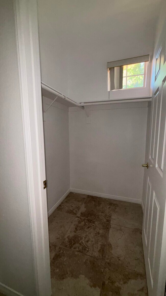 Building Photo - 80188 Golden Horseshoe Dr