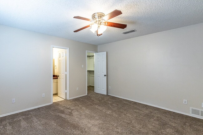 Building Photo - Wonderful 3-Bed, 2-Bath with Bonus Room in a Cul-de-Sac!