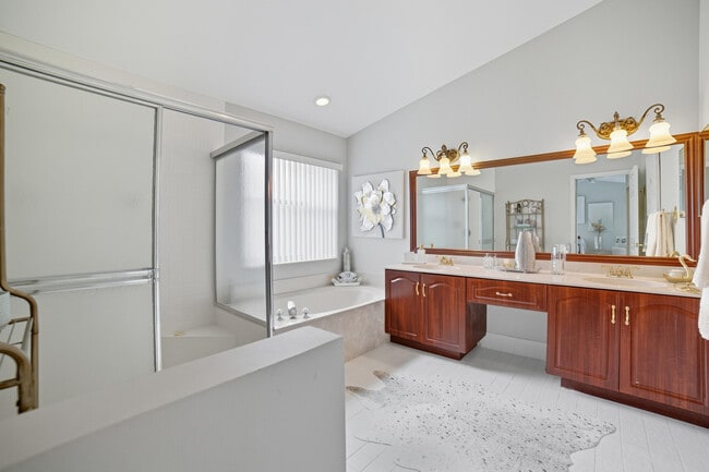 Building Photo - 12573 Coral Lakes Dr