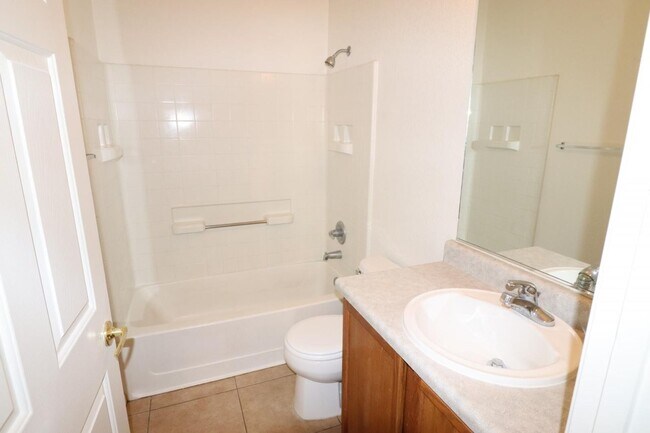 Building Photo - Wonderful 3 Bedroom in Vail