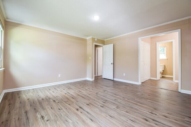 Building Photo - 5116 Contrell Ct