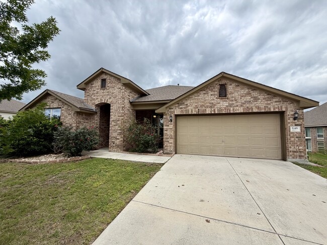 Building Photo - 646 Ridge Lawn Dr