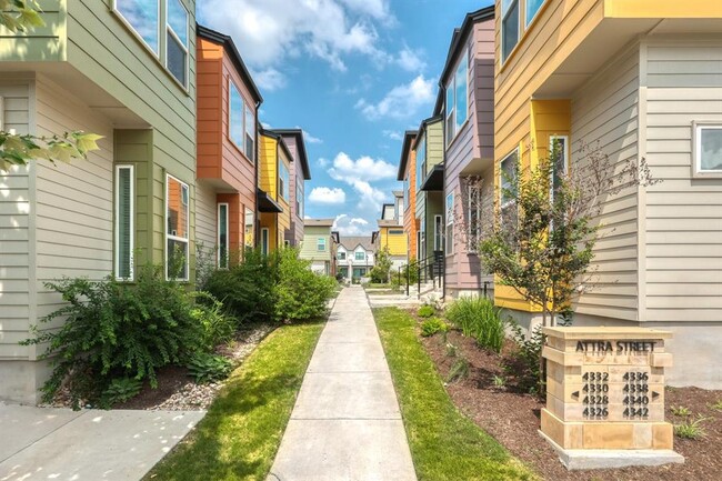 Building Photo - 4340 Attra St