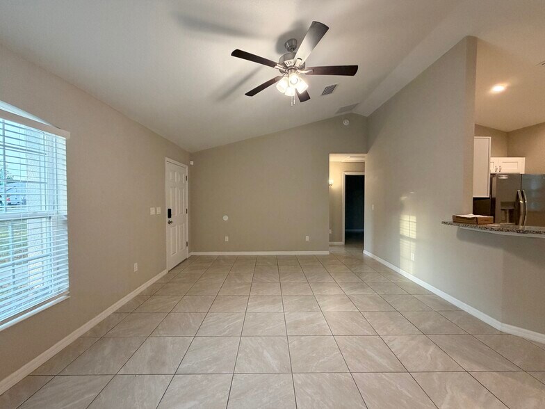 Building Photo - 7 Juniper Pass Way