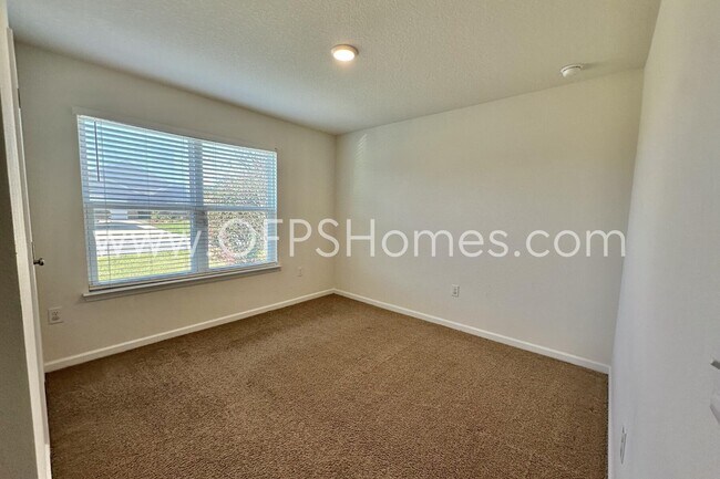 Building Photo - 812 Moorhen Wy