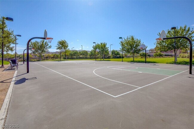 Building Photo - 12125 Vista Linda Ave