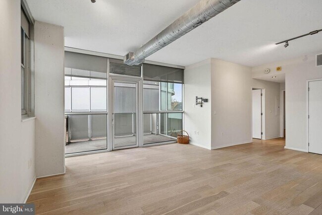 Building Photo - 3409 Wilson Blvd