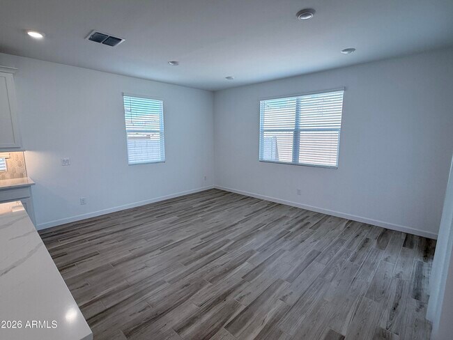 Building Photo - 7022 W Pinnacle Vista Dr