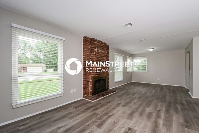 Building Photo - 3 Bedroom Pet-Friendly Home in St. Louis, ...