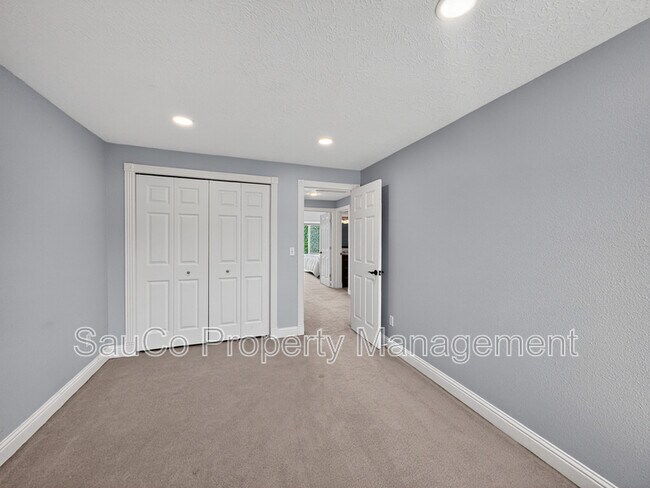Building Photo - 17396 NW Brickstone Ct
