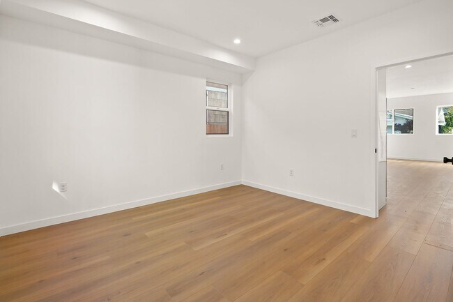 Building Photo - 1731 New Hampshire Ave