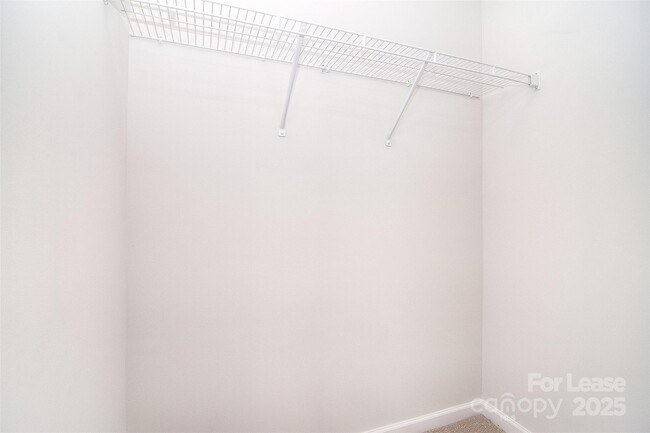 Building Photo - 5155 Hyrule Dr