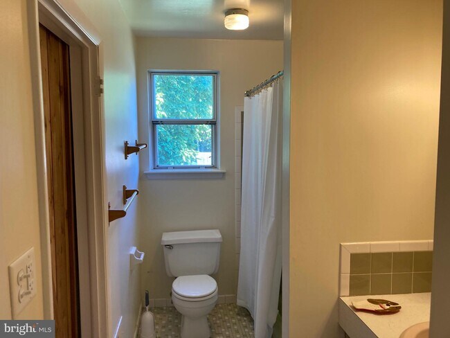 Building Photo - 167 NJ-70