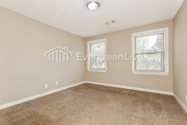 Building Photo - 5112 W 30th St