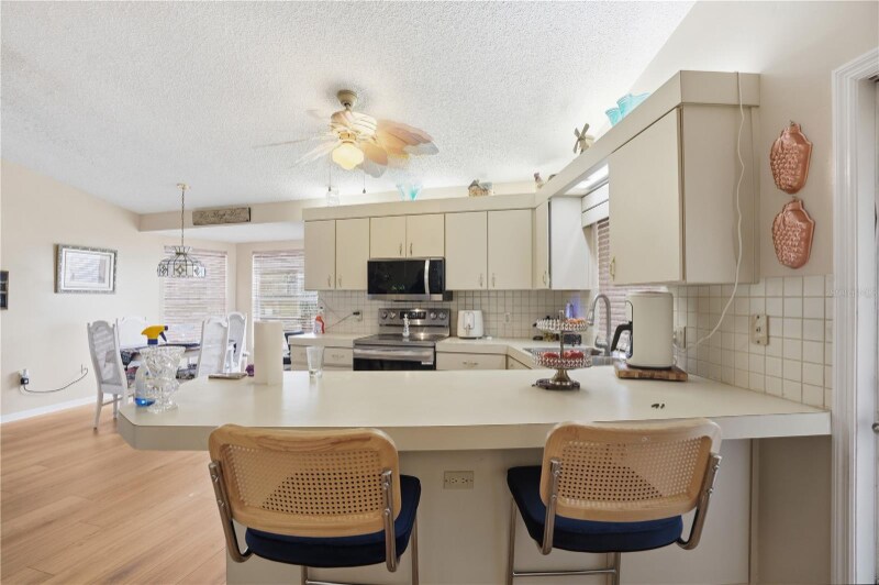 Building Photo - 1250 Masada Ln