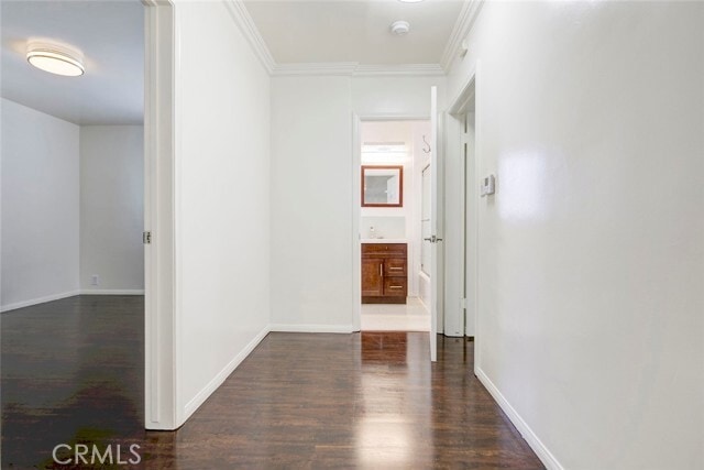 Building Photo - 12156 Vanowen St