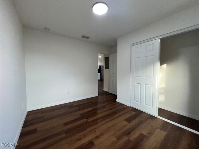 Building Photo - 1270 Allen St