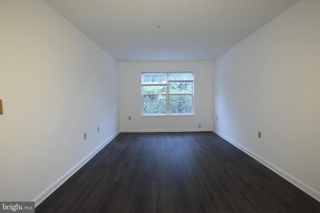 Building Photo - 13850 Crosstie Dr