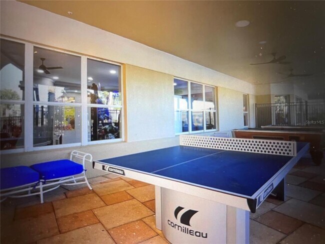 Building Photo - 2568 Maneshaw Ln