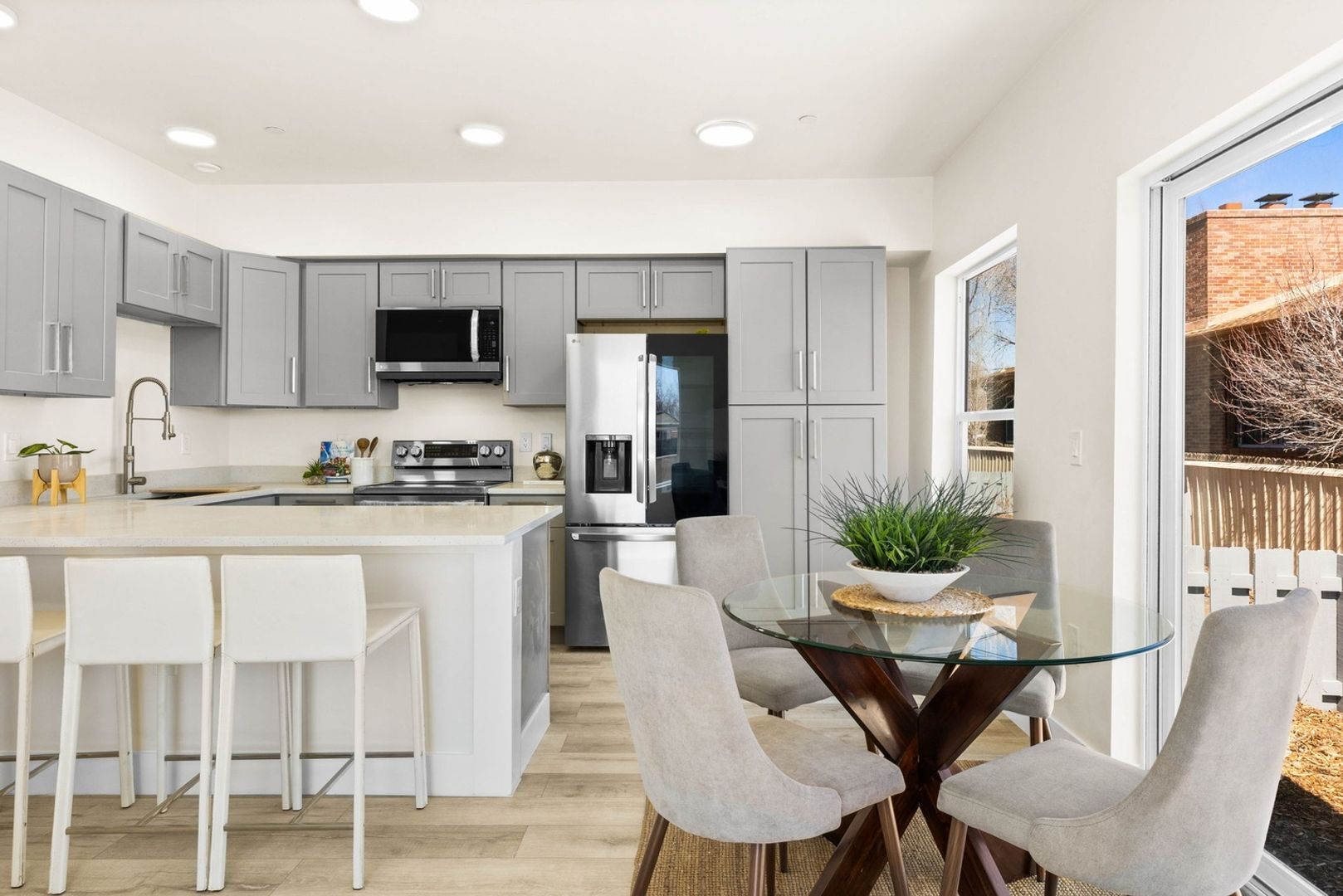 Building Photo - 3576 W 66th Ave