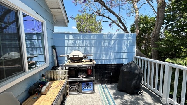 Building Photo - 7025 Glade Ave