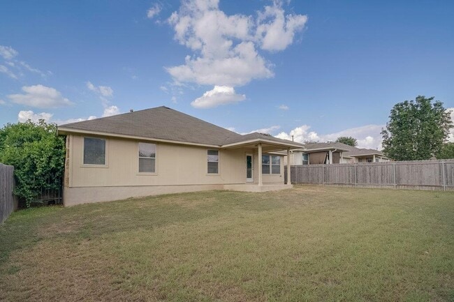 Building Photo - 1313 Honey Blossom Dr