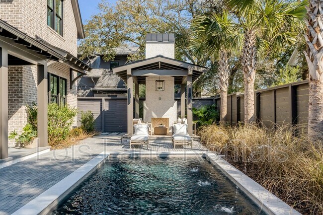 Building Photo - 507 McCants Dr