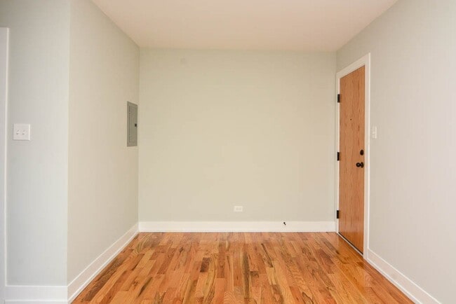 Building Photo - 2915 N Mildred Ave