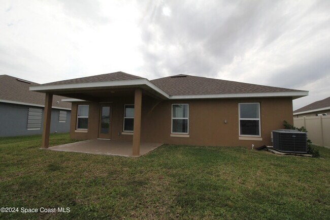 Building Photo - 2513 Pinwherry St NW