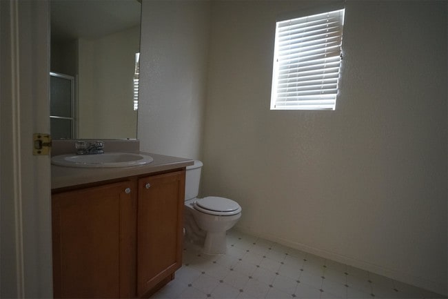 Building Photo - 18817 E 57th Pl