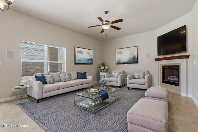 Building Photo - 11441 Victor Flores Pl