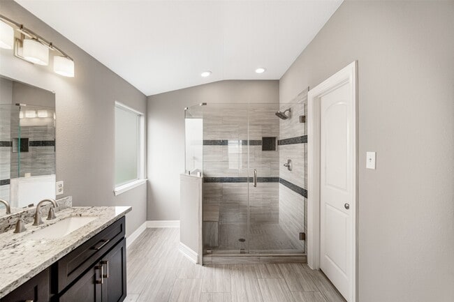 Building Photo - 17963 Branch Creek Dr