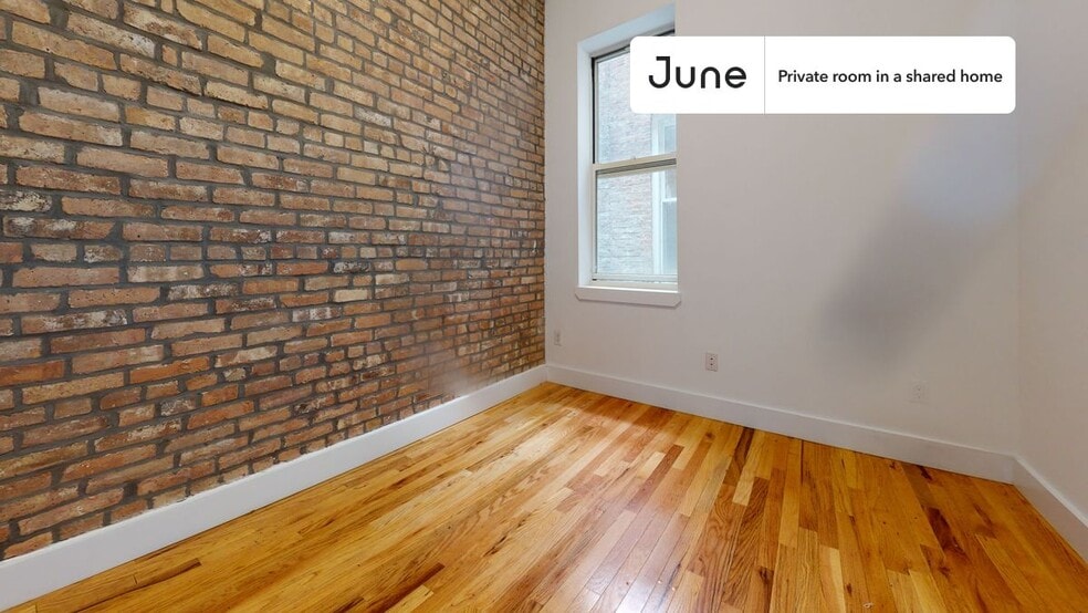 Primary Photo - Private bedroom in 3 bed/1 bath Home