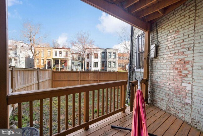 Building Photo - 1434 Potomac Ave SE