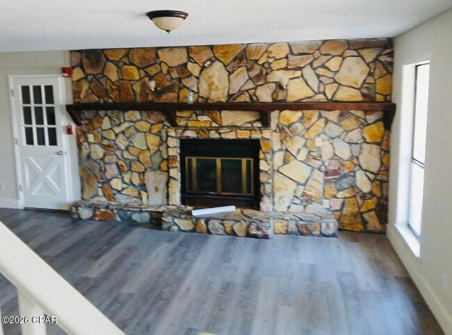 Building Photo - 1825 Watkins Ave