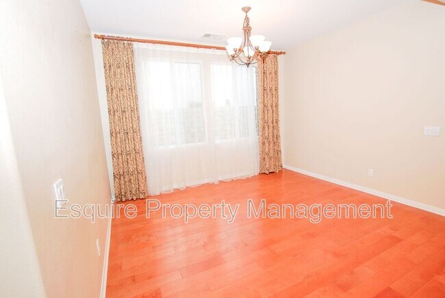 Building Photo - 13659 Swift Run St