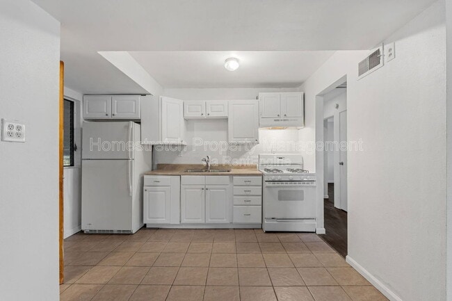Building Photo - 212 Mc Alpine Dr