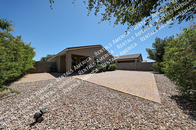Building Photo - 282 Salali Trail