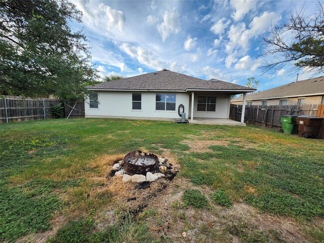 Building Photo - 3229 Corrigan Ln