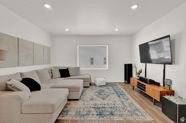 Building Photo - 304 S 1150 W
