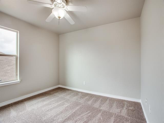 Building Photo - 1208 Boxwood Dr