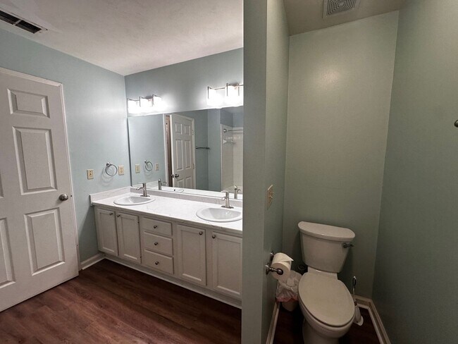 Building Photo - 7345 Hollis St