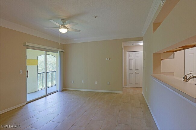 Building Photo - 11521 Villa Grand